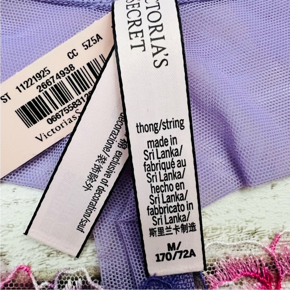 Victoria’s Secret Floral Lace Thong Medium - Picture 7 of 7